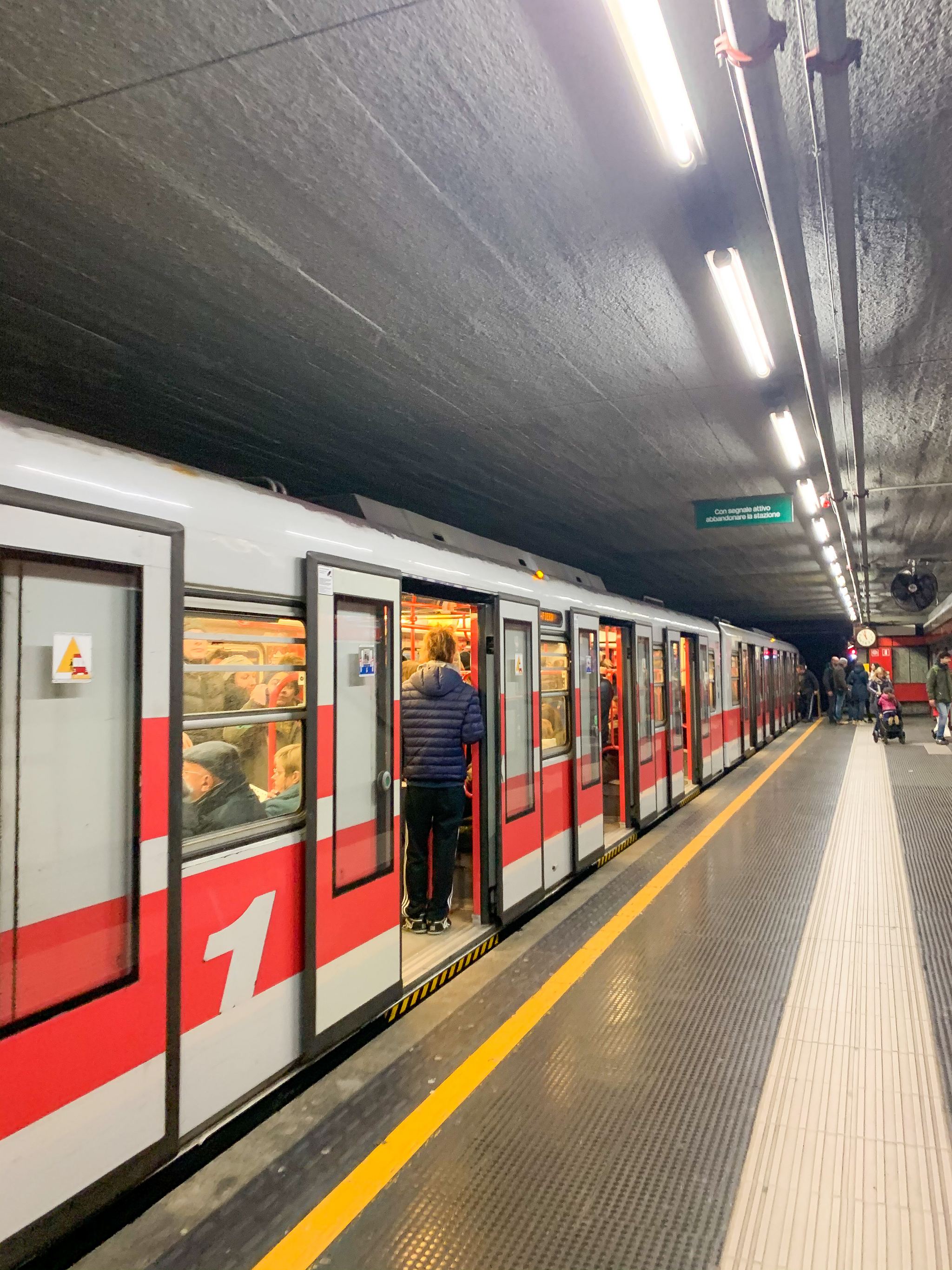 Milan metro